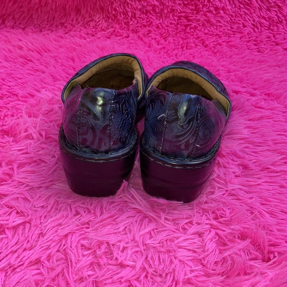 GH Bass Sheena embossed dark blue cushioned clogs size 8 - Picture 4 of 9